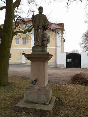 Lochovice -  (52) - Socha sv. Františka.