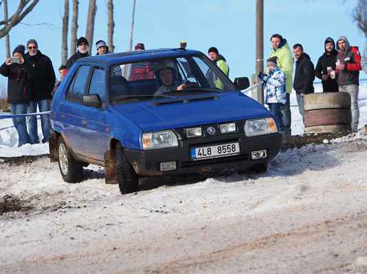 Rally show Kozákov 24.2.2019 - 3.2 1/2000 s 200 OLYMPUS M.40-150mm F2.8 106.00 mm 106.00 mm 
Keywords: sport