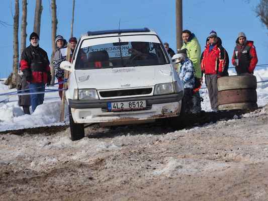 Rally show Kozákov 24.2.2019 - 4.5 1/2000 s 200 OLYMPUS M.40-150mm F2.8 95.00 mm 95.00 mm 
Keywords: sport