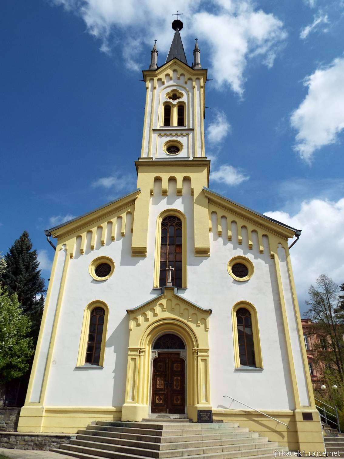 Vsetín - Evangelický kostel Dolního sboru - čelní pohled