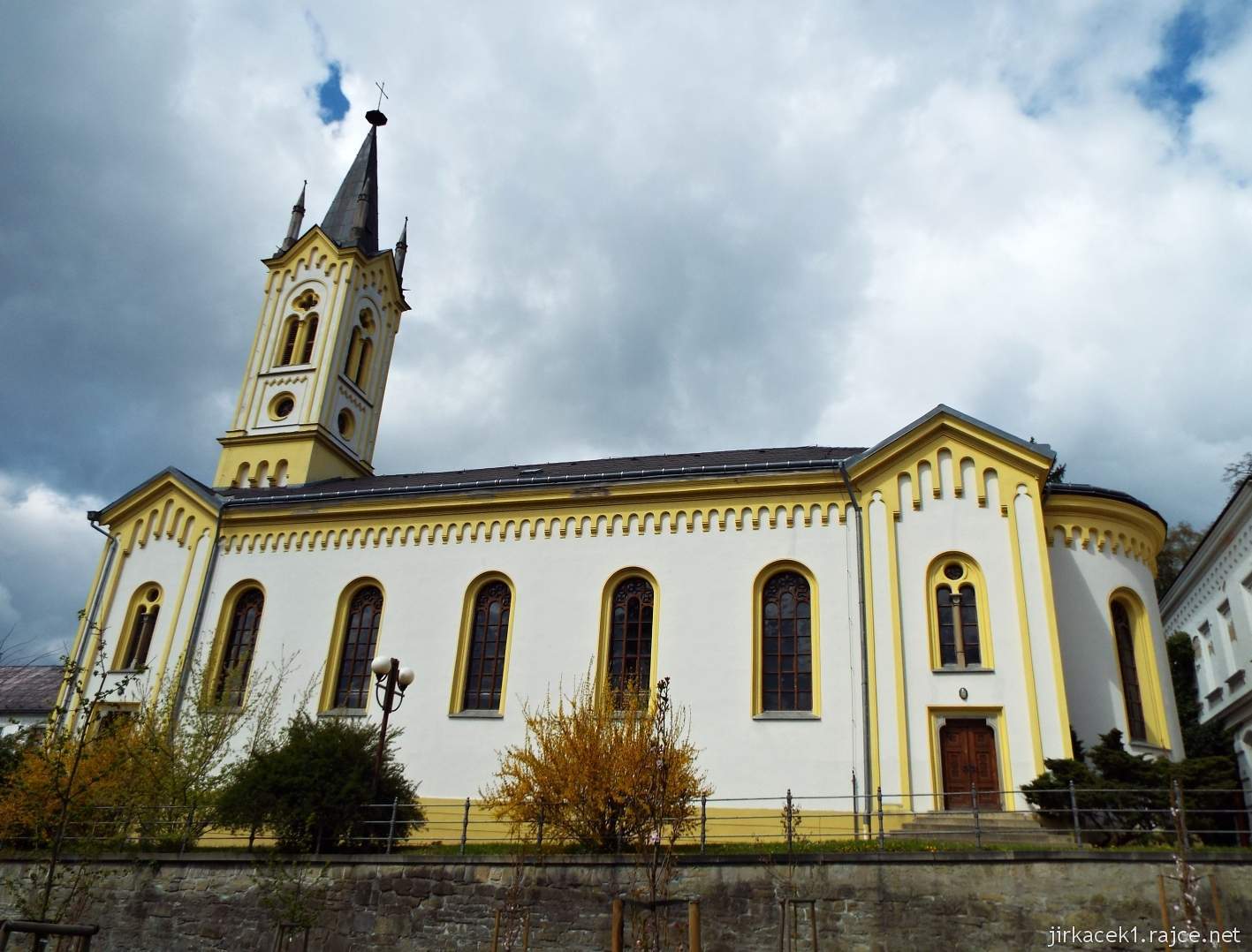 Vsetín - Evangelický kostel Dolního sboru - boční pohled