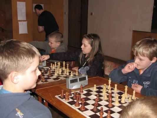KP mládeže v rapid šachu (Neratovice, 4. 4. 2009) - Nela v HD10