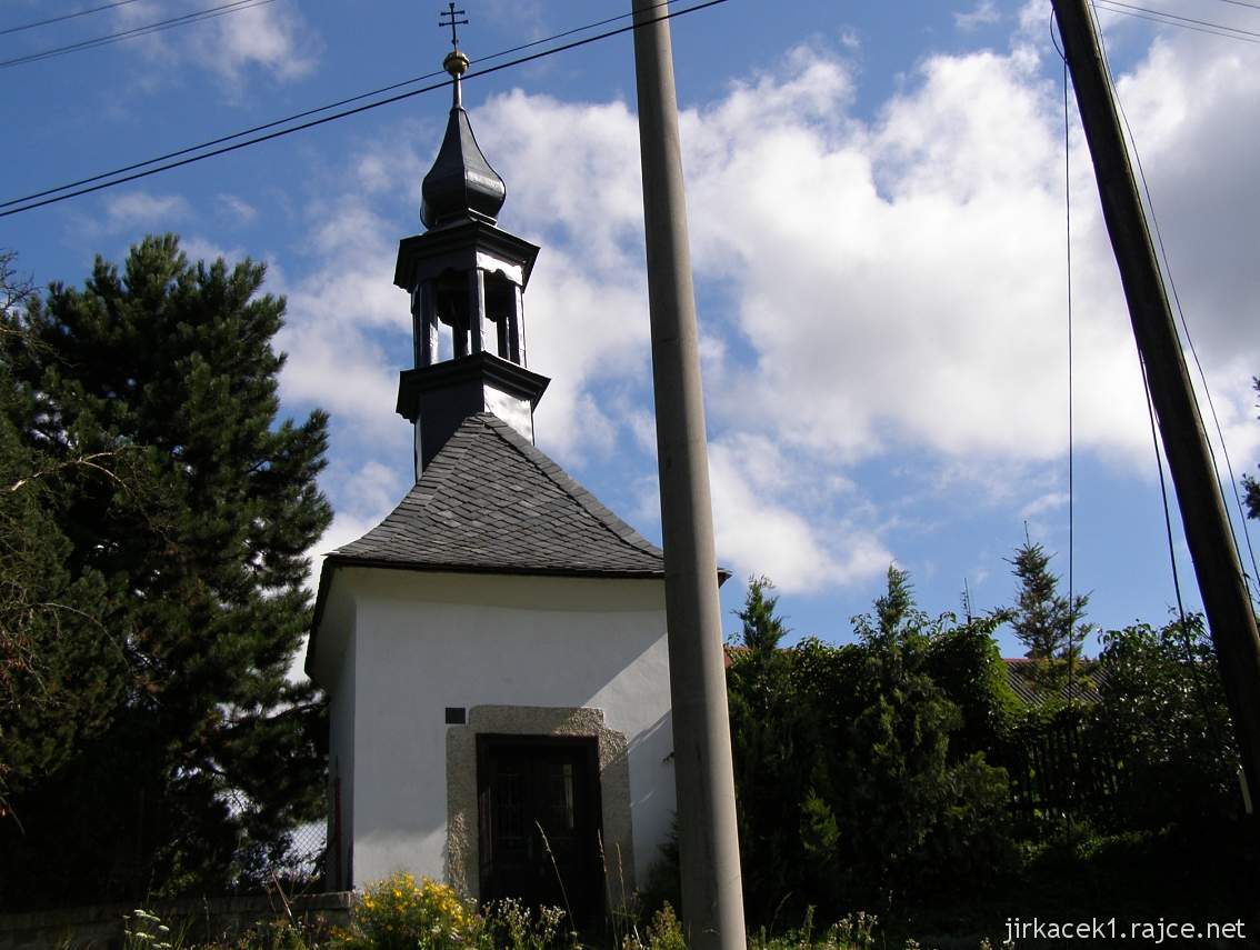 Benkov u Libiny - kaple se zvonicí